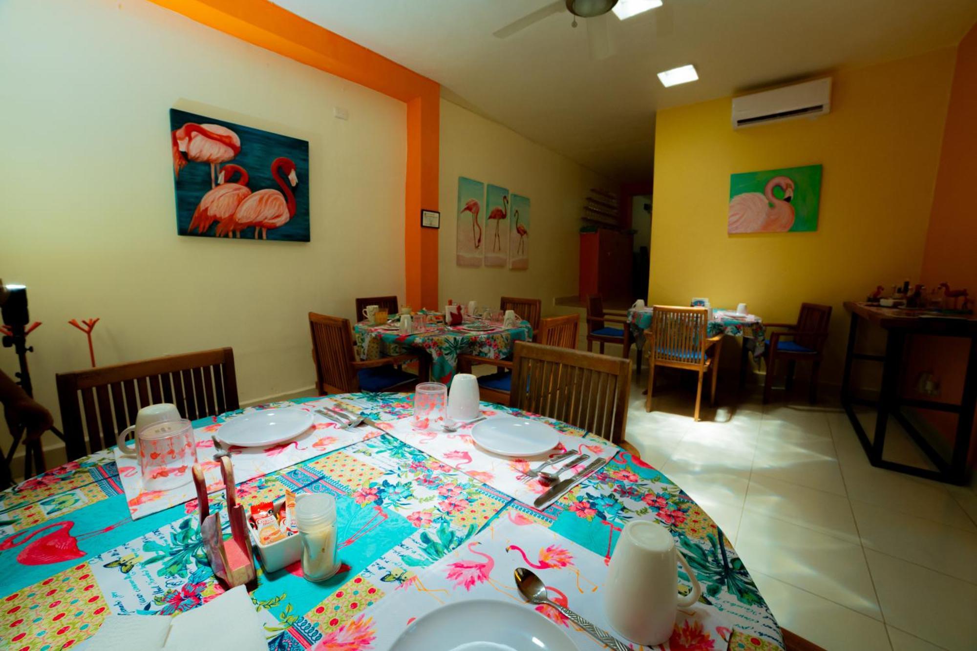 Hotel Flamingos Inn Chuburna Екстер'єр фото