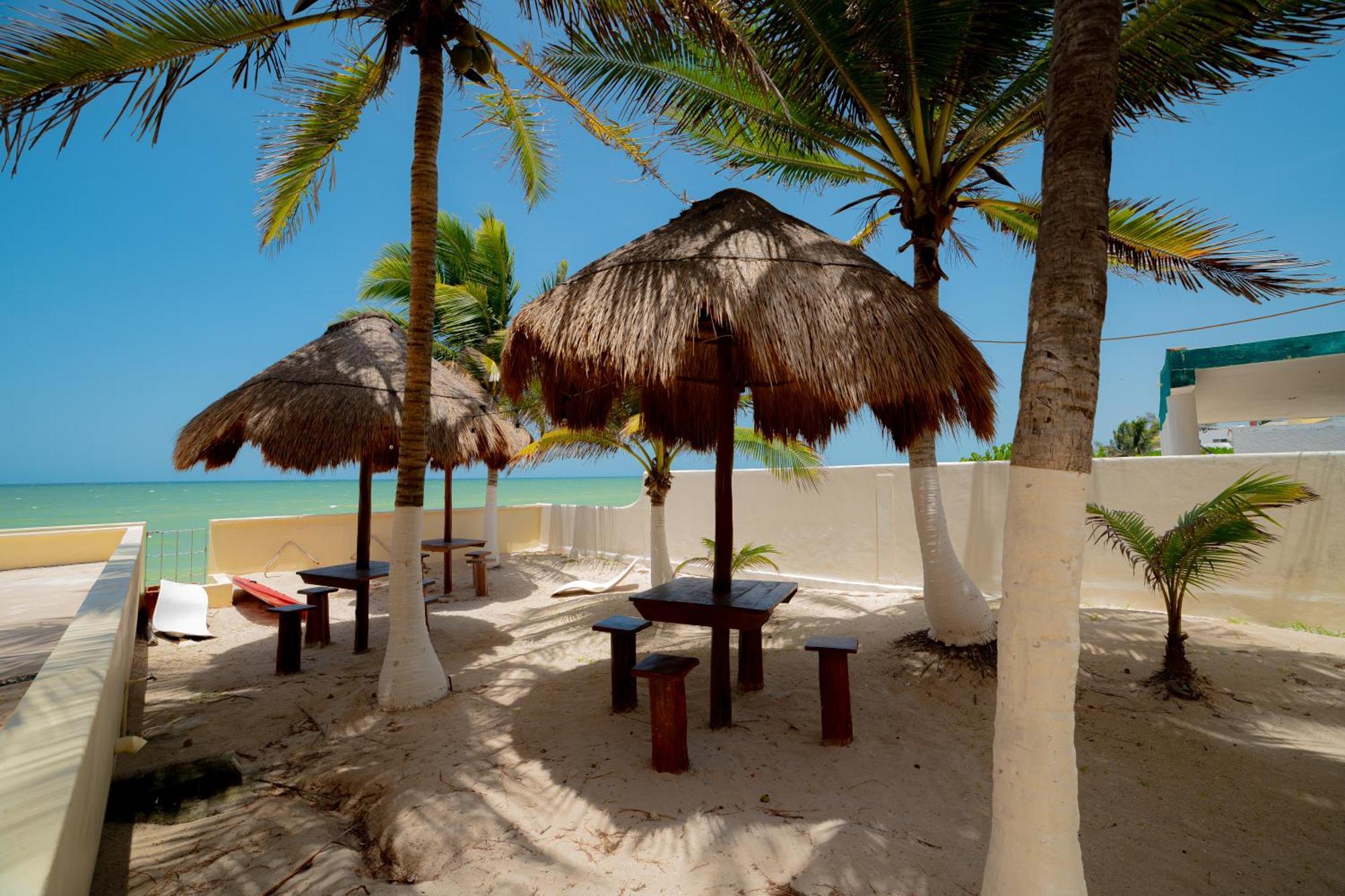 Hotel Flamingos Inn Chuburna Екстер'єр фото