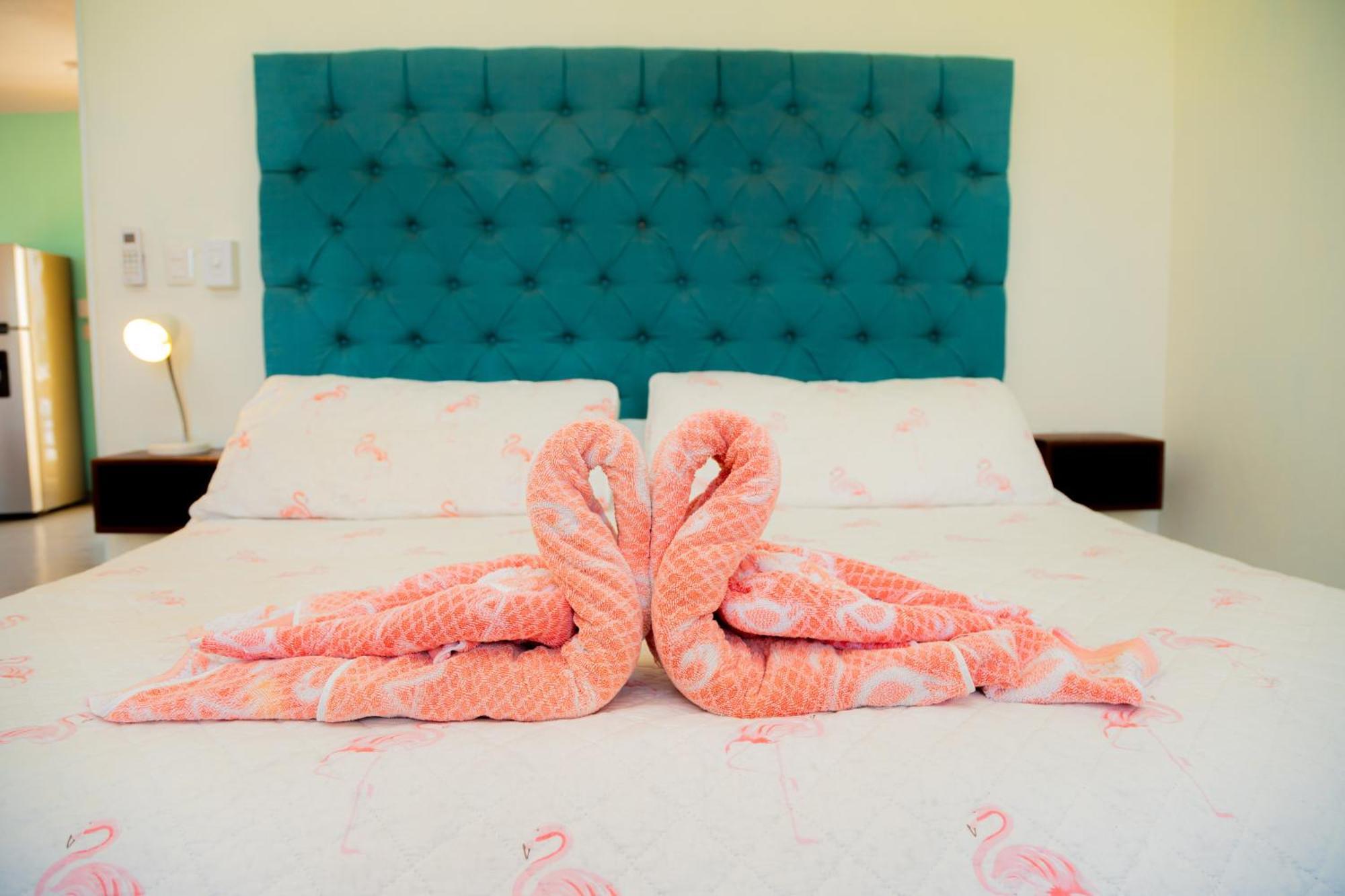 Hotel Flamingos Inn Chuburna Екстер'єр фото