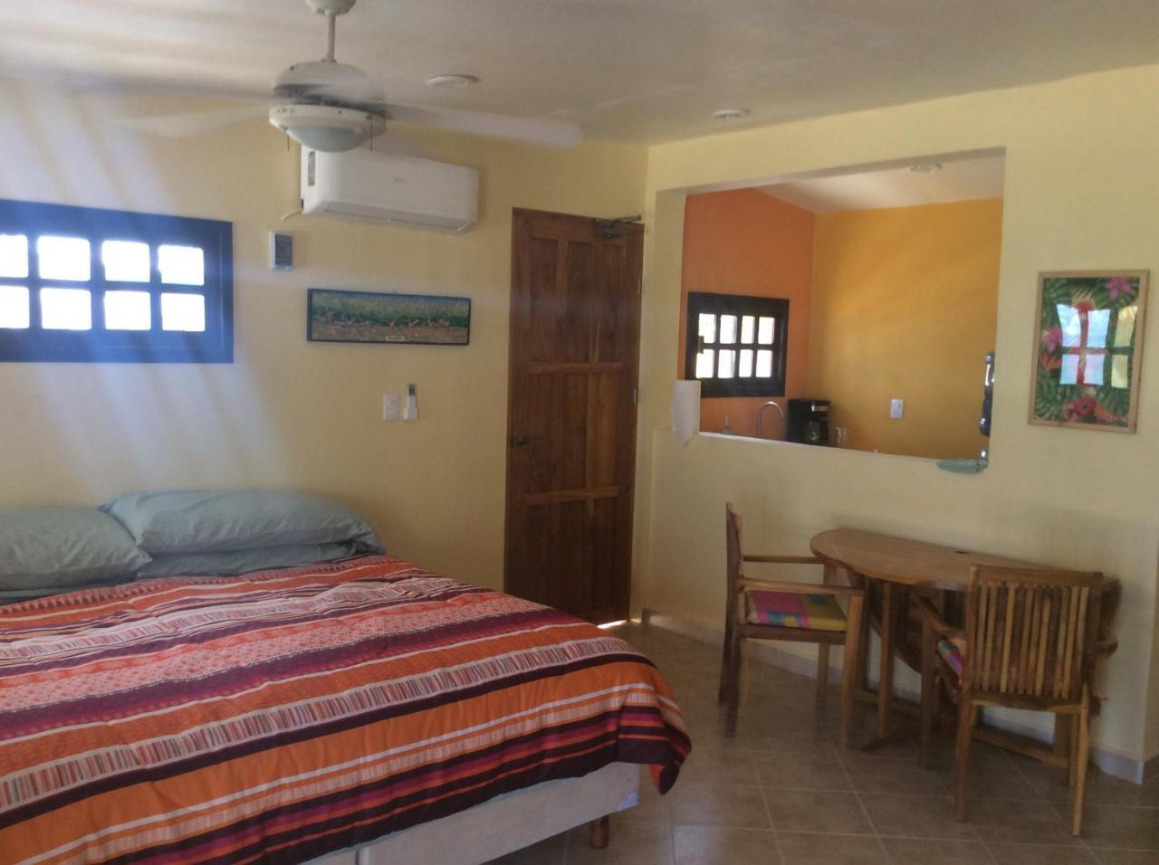 Hotel Flamingos Inn Chuburna Екстер'єр фото